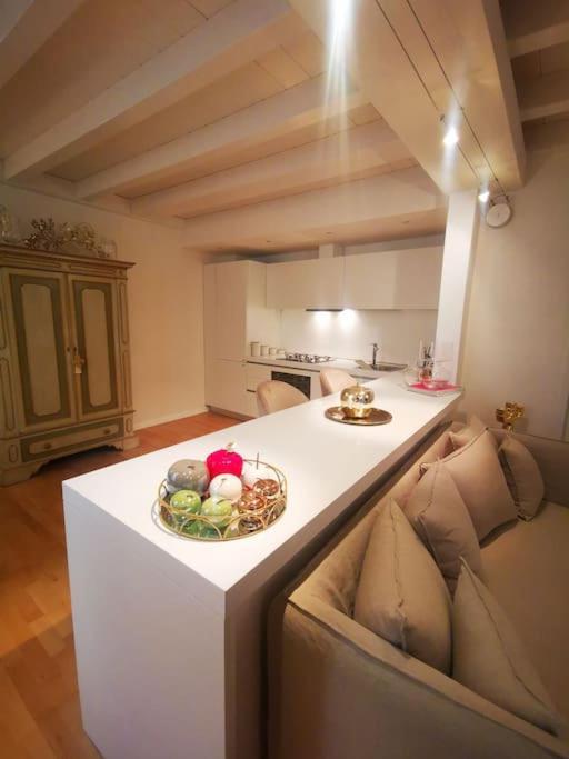 Gombruti14 Boutique Home Bologna Buitenkant foto