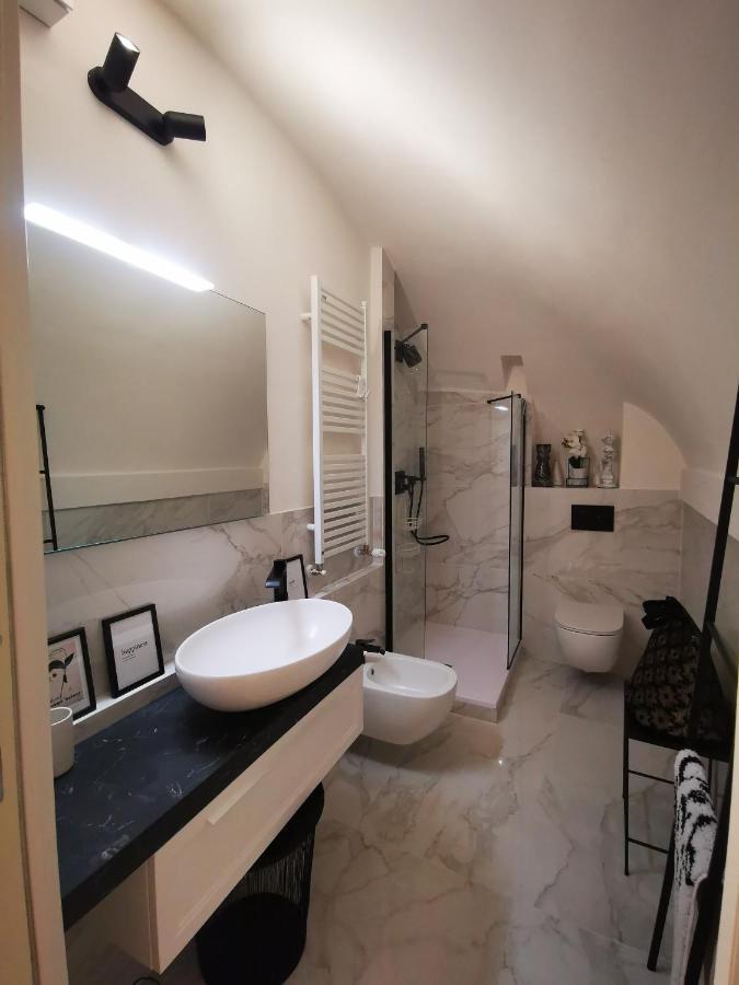 Gombruti14 Boutique Home Bologna Buitenkant foto