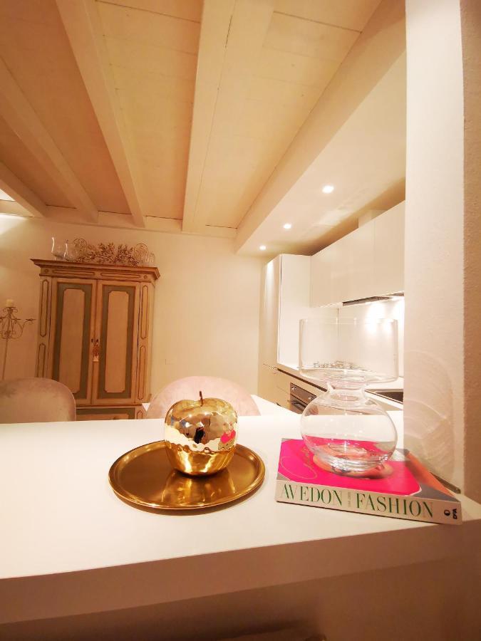 Gombruti14 Boutique Home Bologna Buitenkant foto