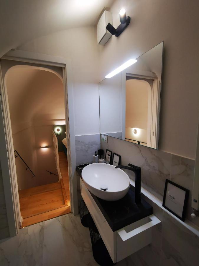 Gombruti14 Boutique Home Bologna Buitenkant foto